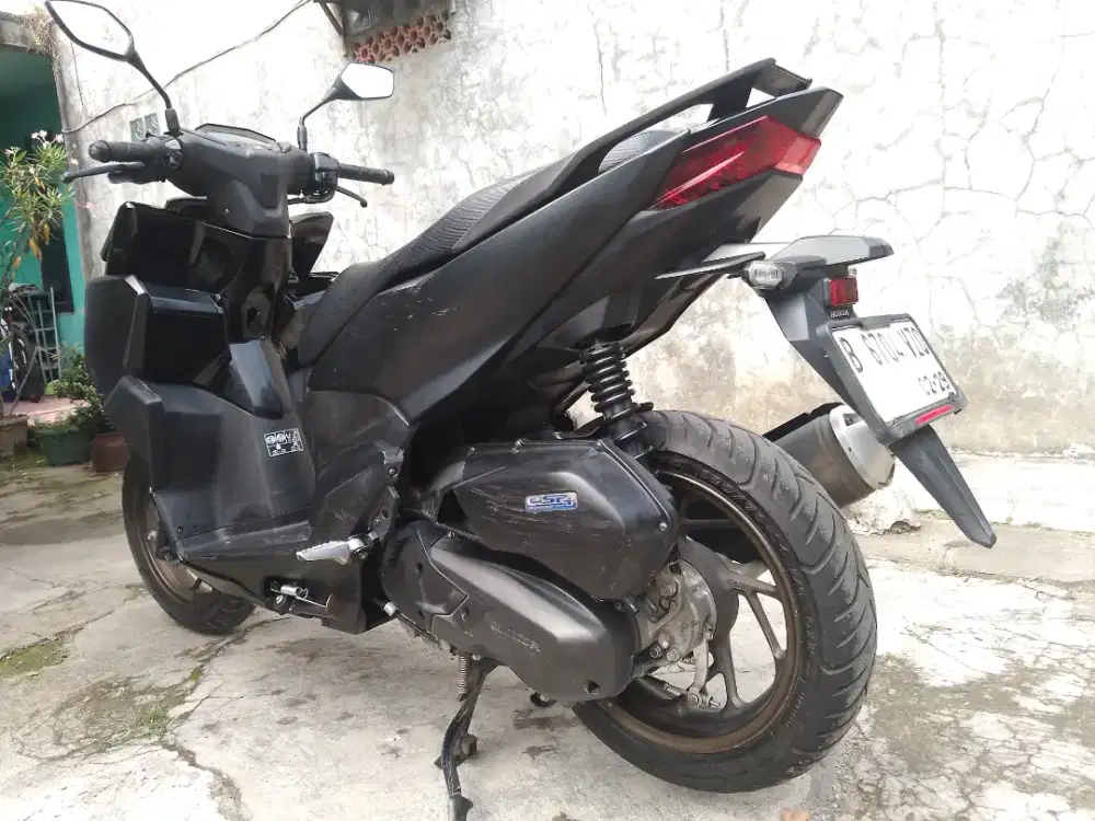 Vario 160 cbs 2024 plat B TangKot ss Lengkap BPKB+stnk faktur pajak ON