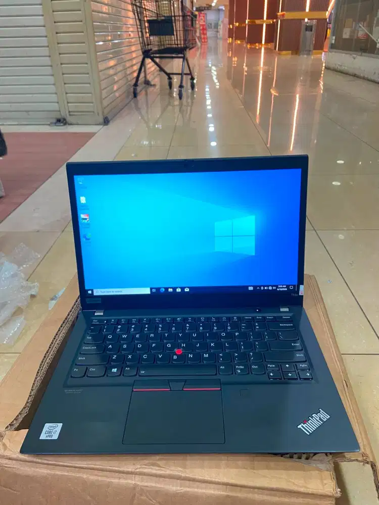 LENOVO T14s  i7 GEN10 RAM 16 GB  SSD 256 GB  LAYAR 14 INCH *ET