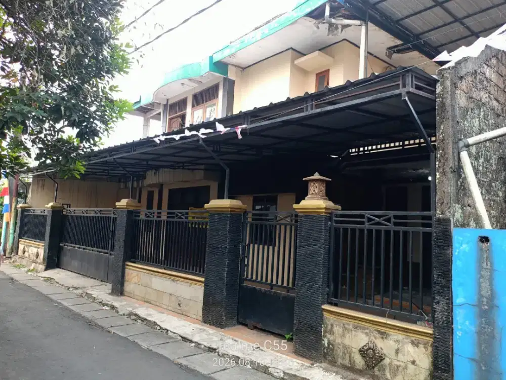 Dijual Rumah 2 Lantai Siap Huni Dekat Stasiun