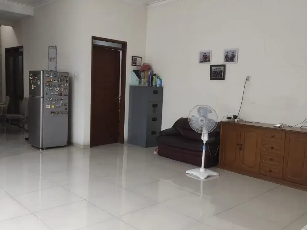 Termurah Rumah 1,5 Lantai di Taman Holis Indah 2 Bandung