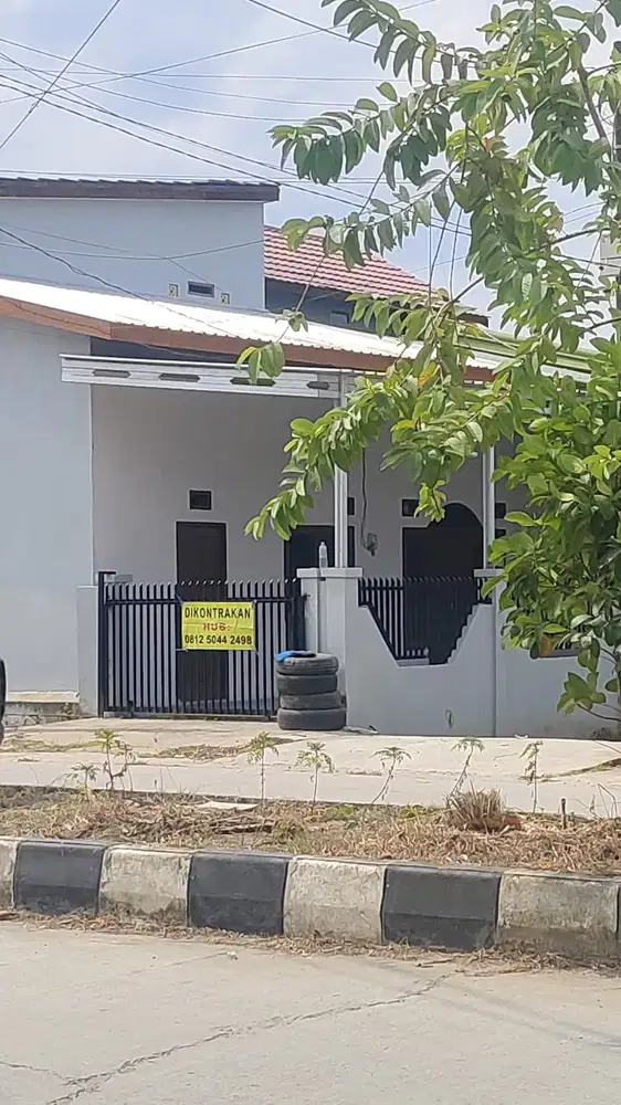 Rumah disewakan