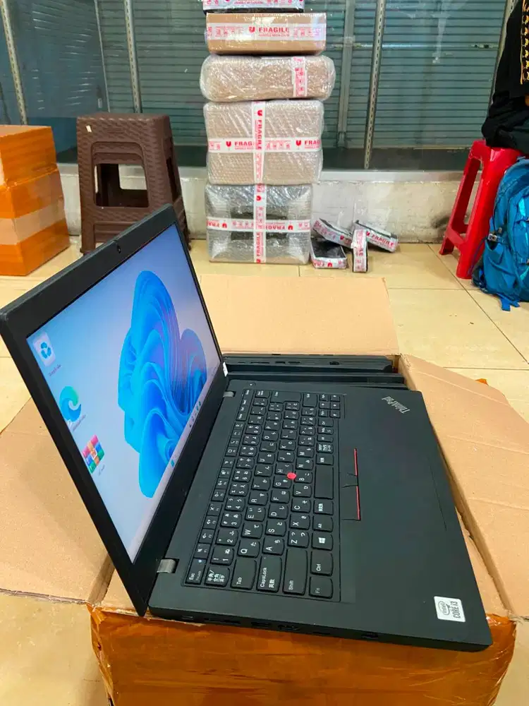 LENOVO L14 i3 GEN10 RAM 8 GB  SSD 256 GB  LAYAR 14 INCH *ET