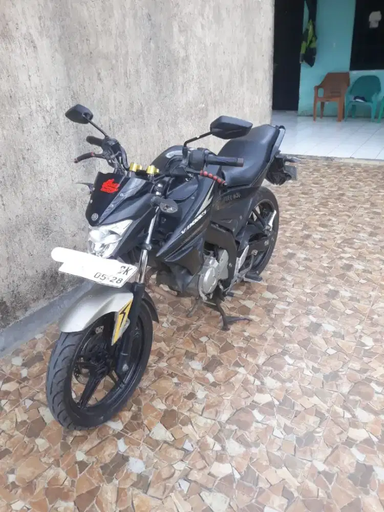 Yamaha Vixion 2018 New.stnk hilng.Srt Bpkb ada.pjk 2024.plt E 2028