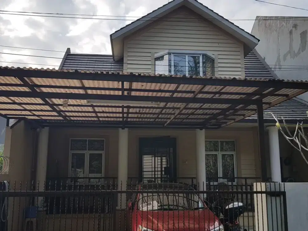 Rumah Lokasi Strategis di Babakan Jeruk