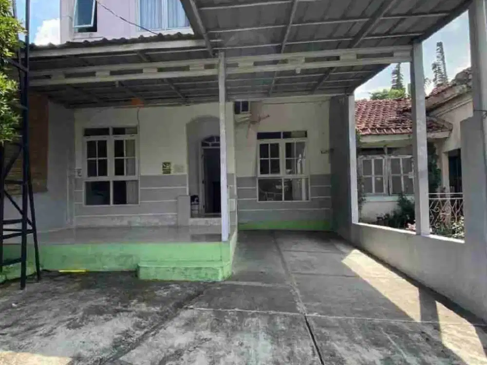 Rumah Kos Aktif 9 Kamar di Cluster Legian Sentul City – Cocok Investasi & Passive Income