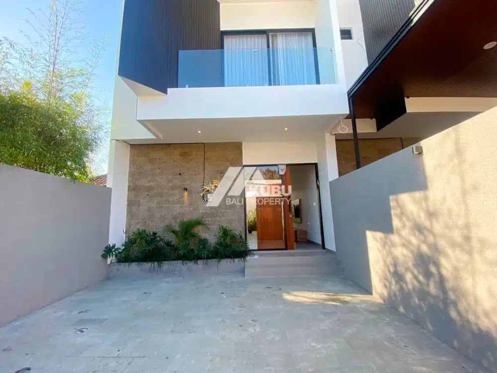 KBP1682 Charming Brandnew House located in complex area.