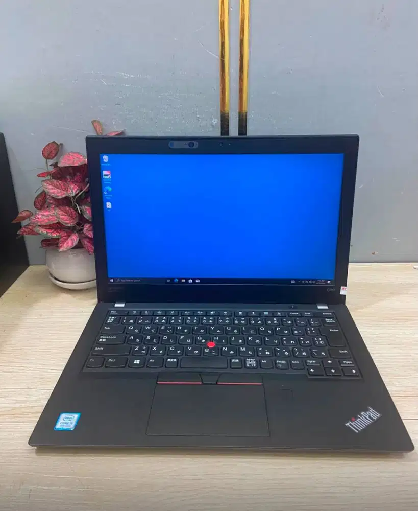 LENOVO X280 i5 GEN8 RAM 8 GB SSD 128 GB  LAYAR 12.5 INCH *ET