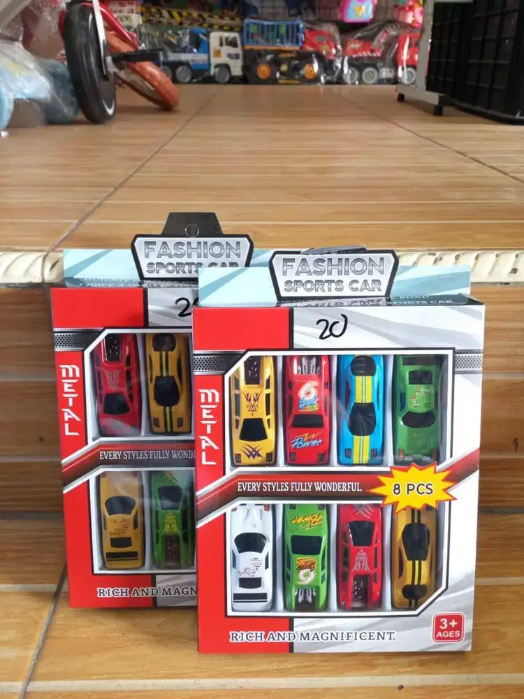 mainan anak mobil isi 8
