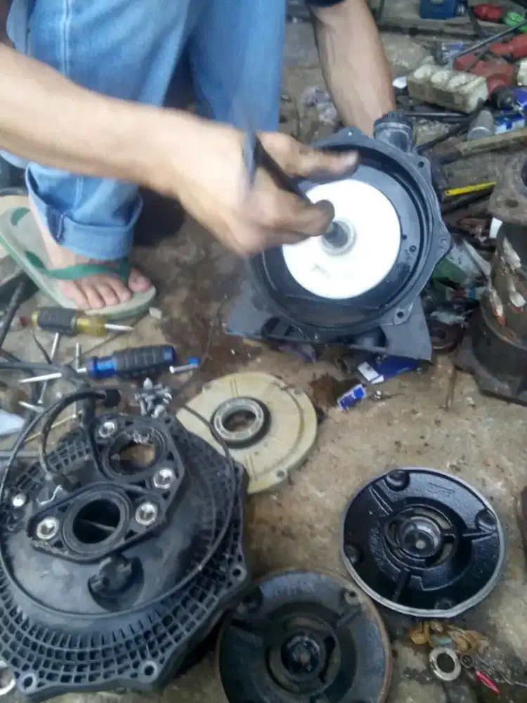 Jasa service,pompa air, mesin cuci,kulkas,flizer box,ac,bongkar pasang