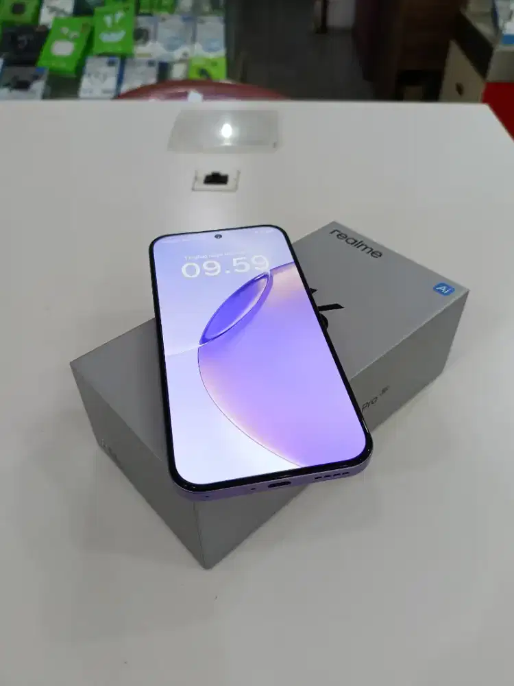 Realmi 16 pro 5G 12/256,fulset ,seperti baru,belum pernah bongkar,s