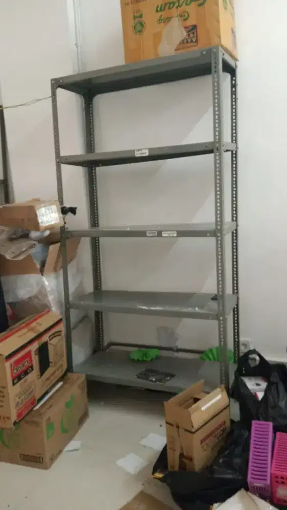 Rak siku plat besi