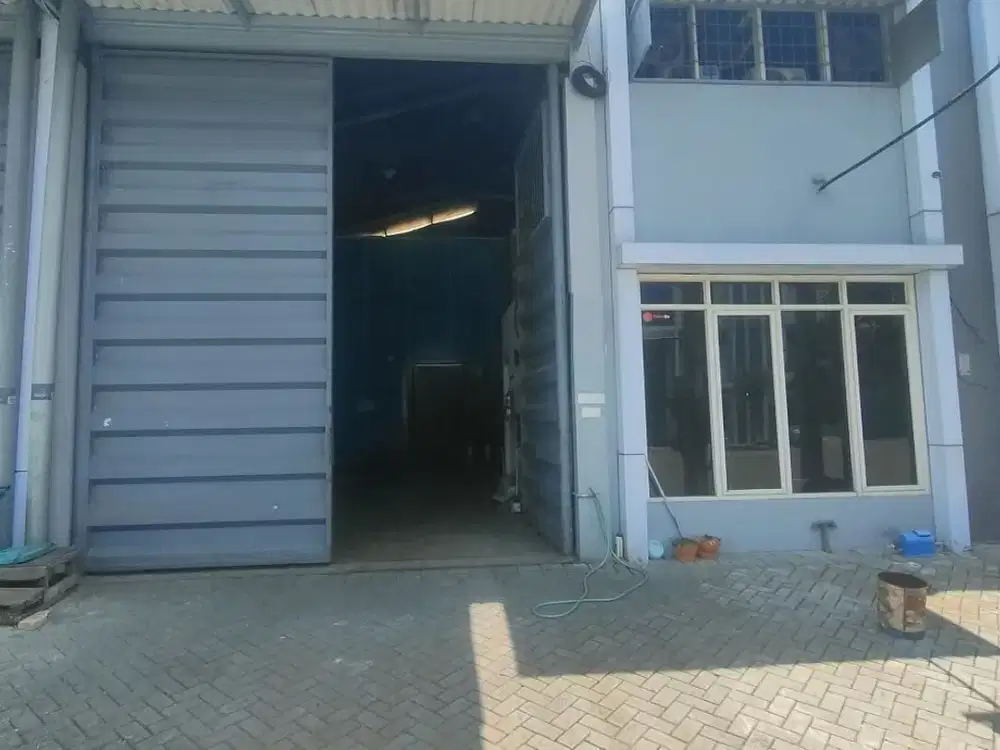 GUDANG DI CENTRAL INDUSTRIAL PARK ( CIP ) LINGKAR TIMUR SIDOARJO SIAP BEROPERASI