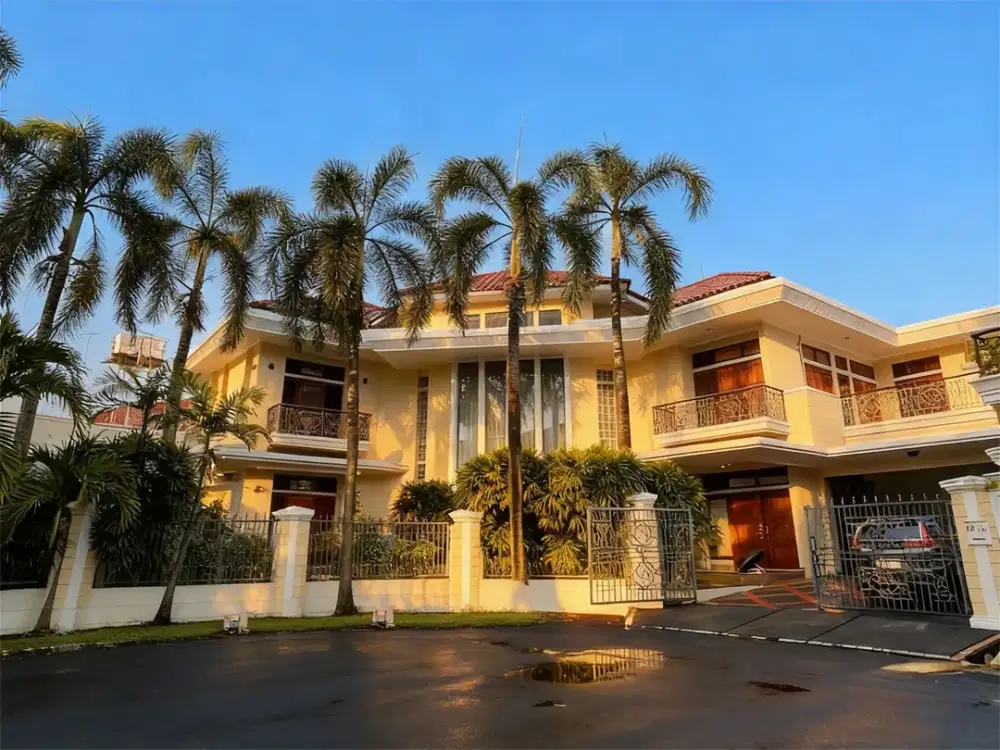 Rumah Mewah dan Asri di Tanjung Mas Dekat Aeon Mall