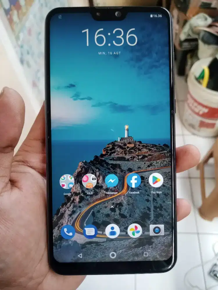 Asus Zenfone max pro M2 4G 4/64 layar 6.2 inchi orian