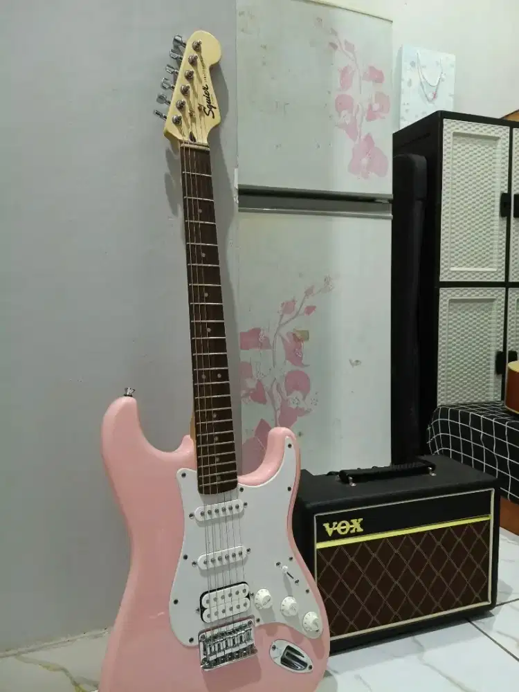 DIJUAL!! BUNDLING GITAR DAN AMPLI
