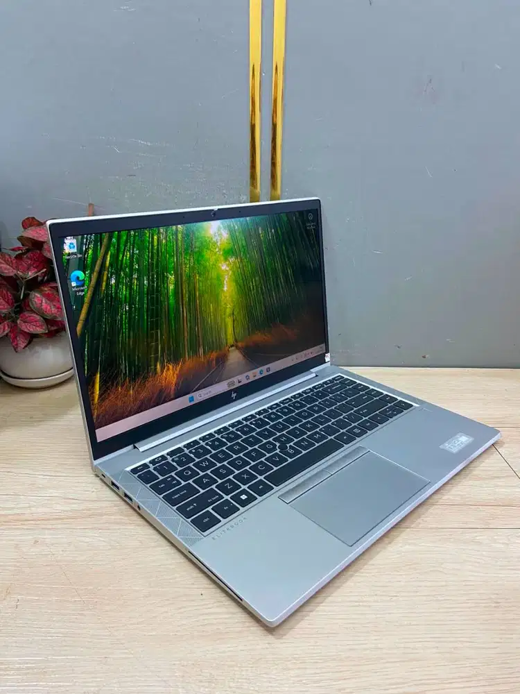 HP ELITEBOOK 845 G8 Ryzen 5-5650 16/256 *ET