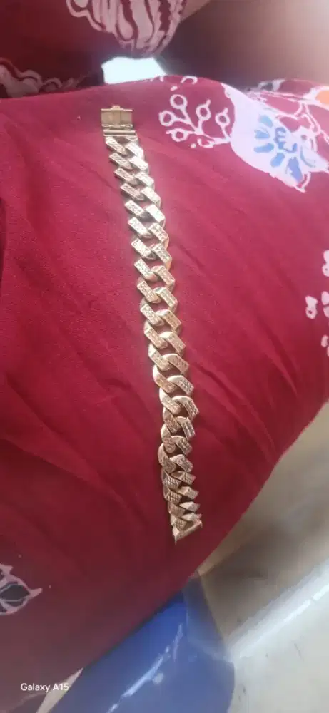 JUAL EMAS SEKARANG SEBELUM HARGA TURUN