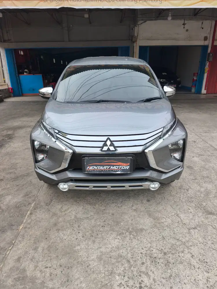 Xpander 1.5 Ultimate Abu-Abu Metalik Automatic 2018 Bagus Terawat Kece