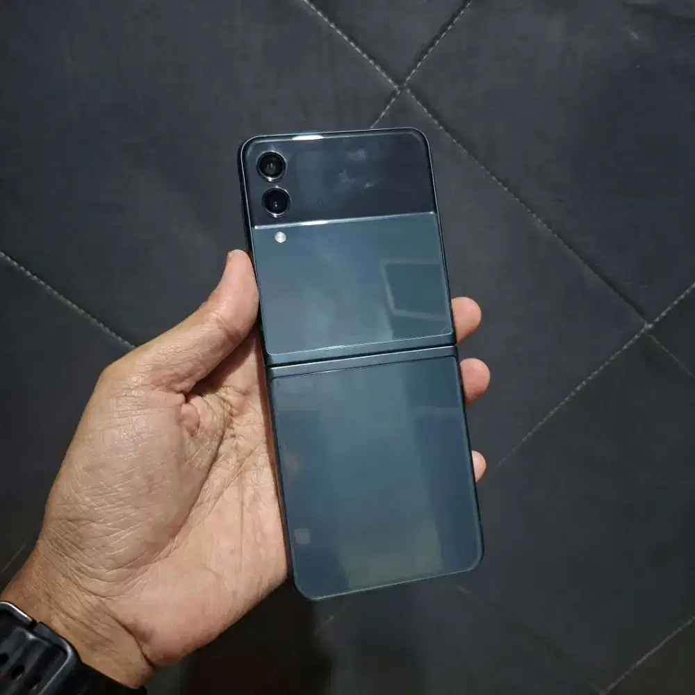 Samsung z flip 3 8/256 mulus