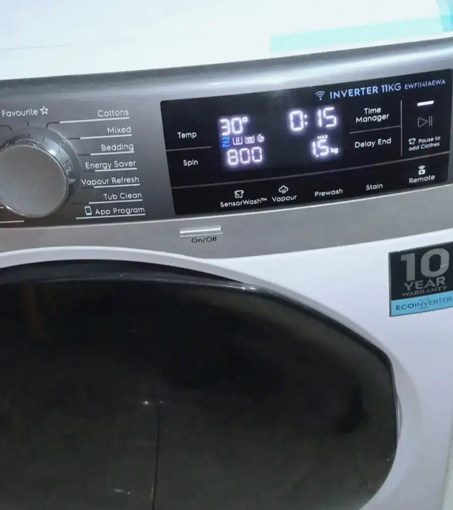 Mesin cuci Frontloading Electrolux 11kg EWF1141AEWA,normal,Like new
