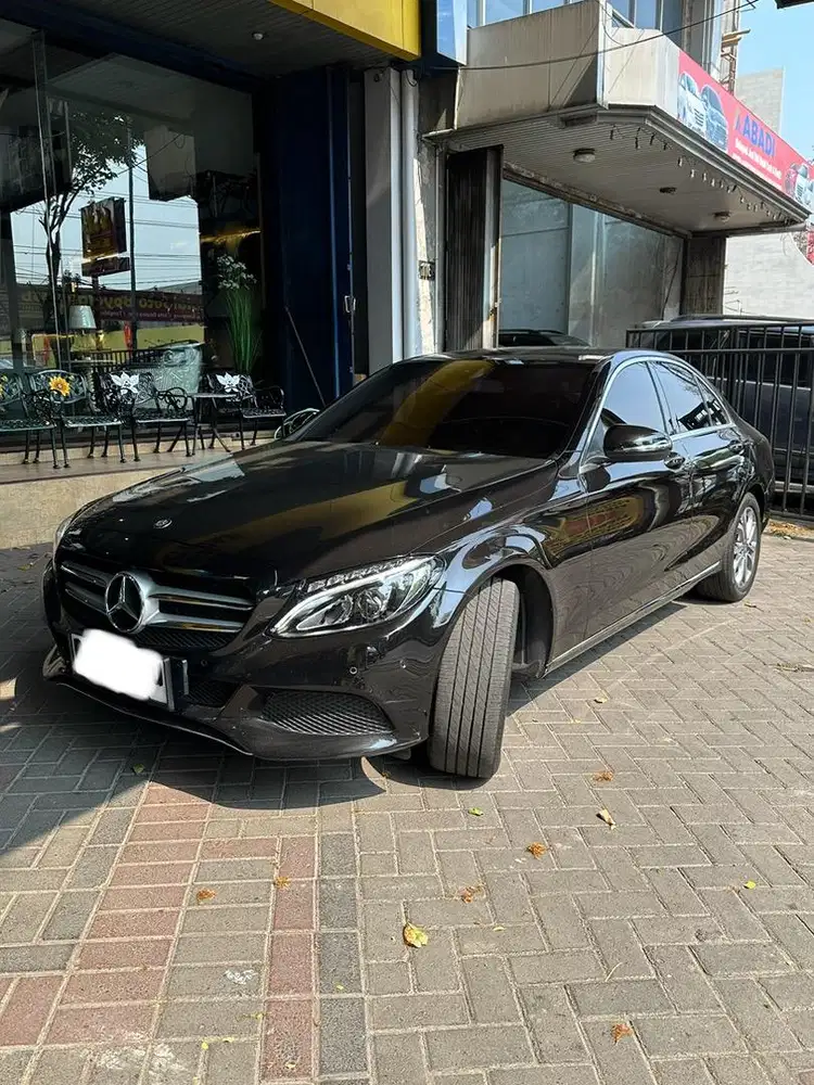 Mercy w205 c200 2016, KM sangat rendah, full cat original
