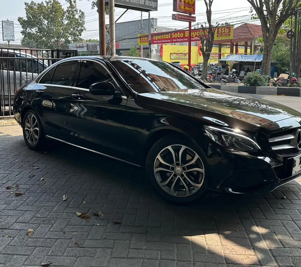 Mercy w205 c200 2016, KM sangat rendah, full cat original
