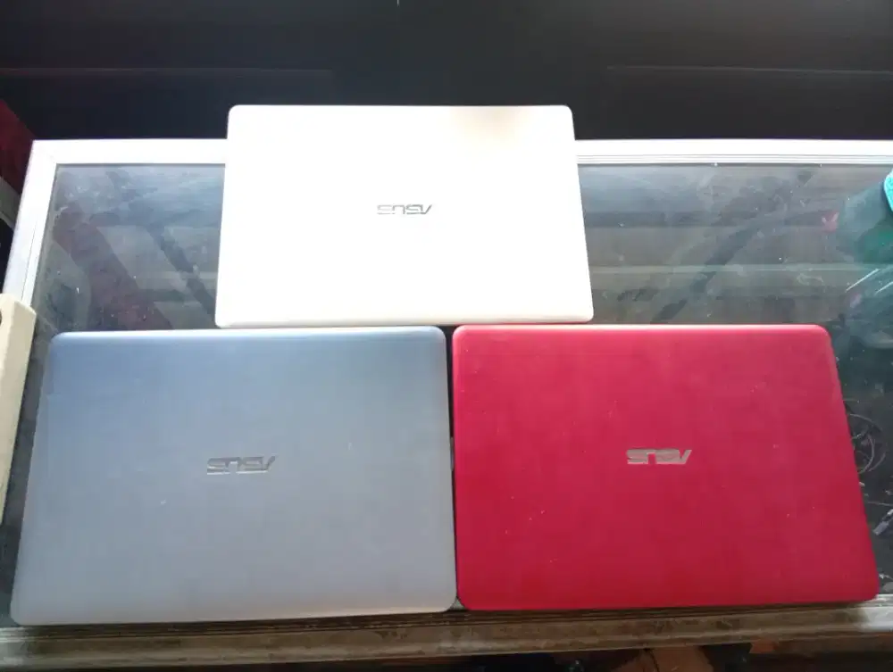 Laptop Asus under 1jt