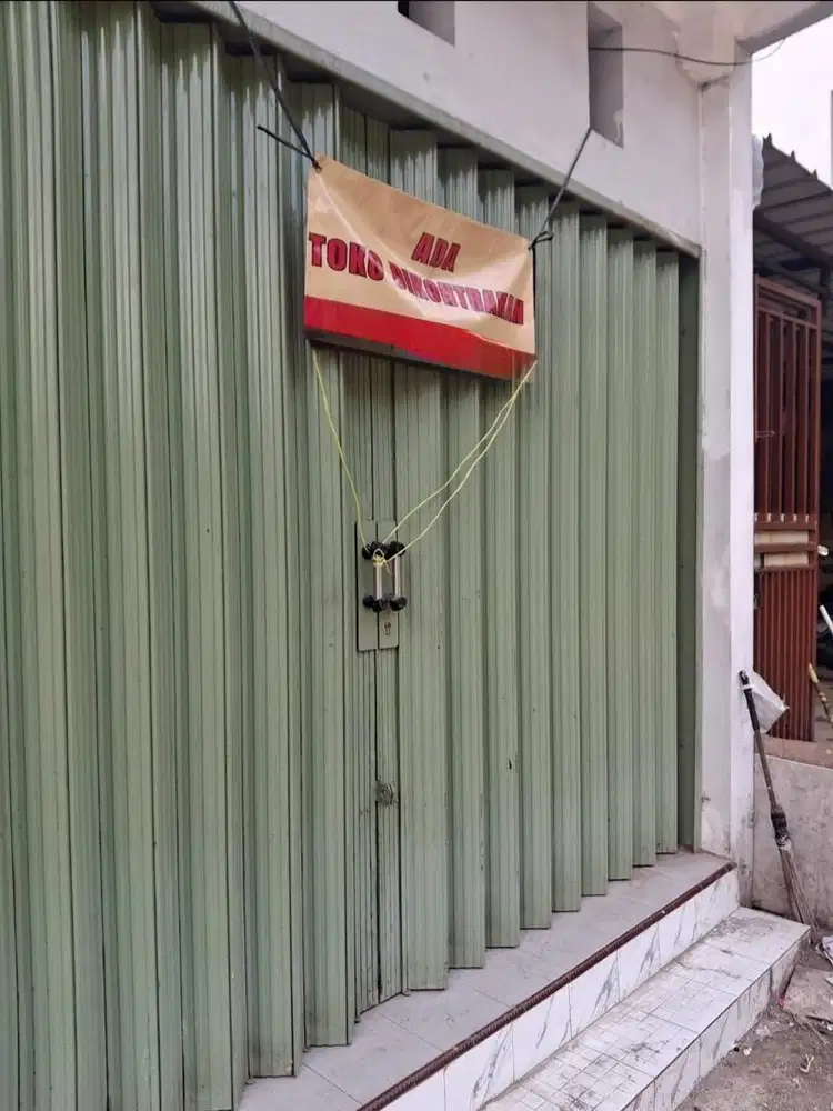Di over sewa kios jualan