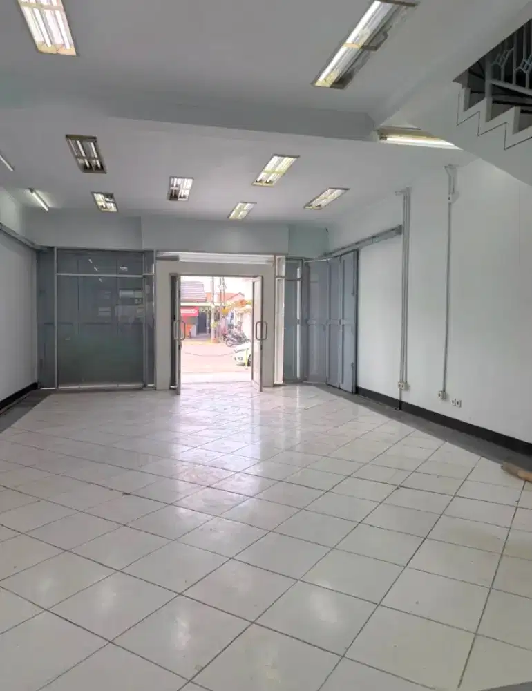 Disewakan ruko strategis mainroad komp mekar wangi Bandung