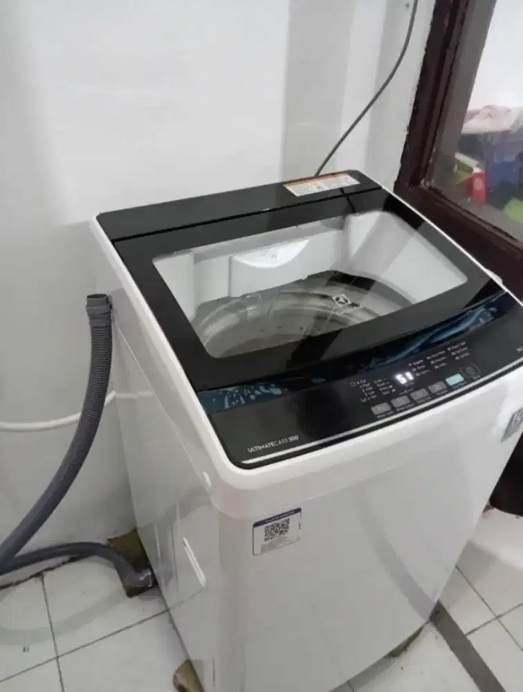 Mesin cuci electrolux
