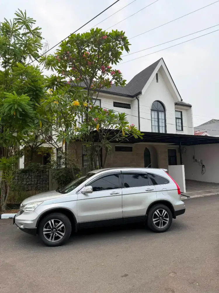 CRV 2.4 2010 SILVER METALIC