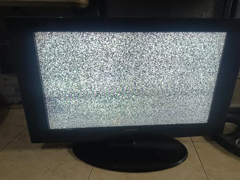 TV LCD SAMSUNG 32