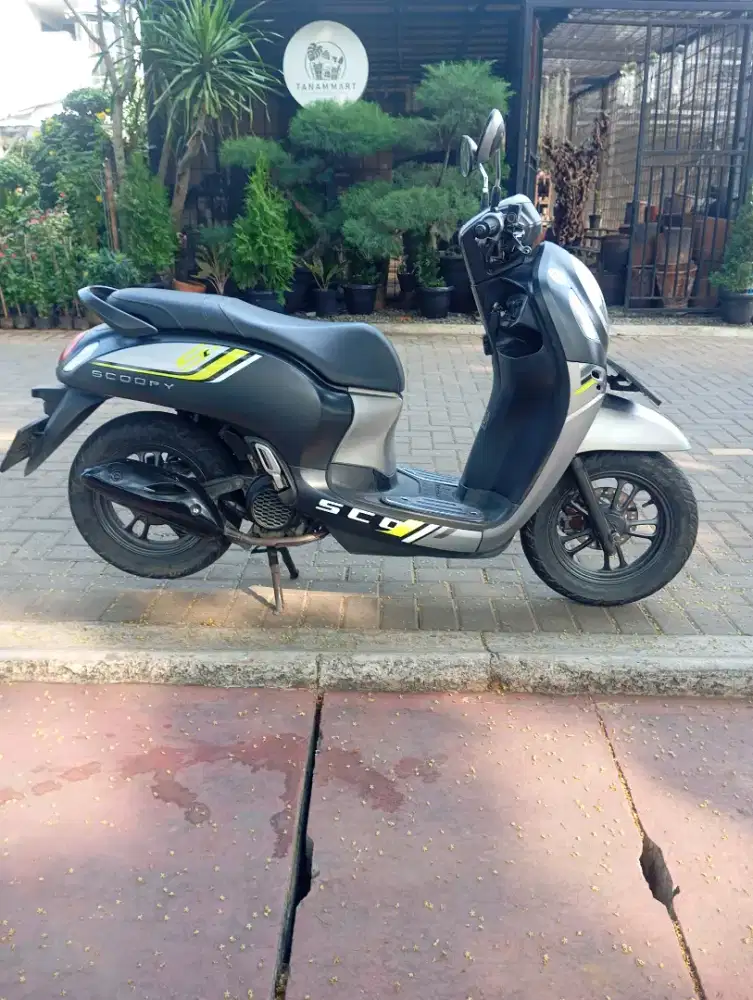 Honda Scoopy 2022 fulori mulus pajak panjang