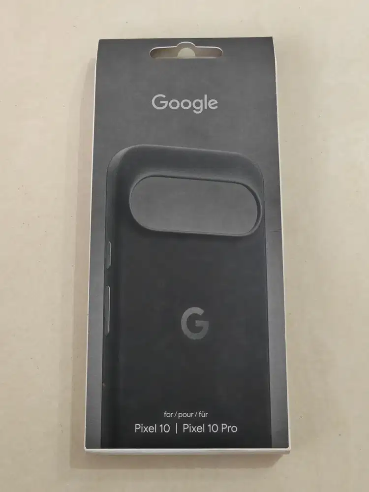 Google Pixel 10 with Pixelsnap original case warna hitam
