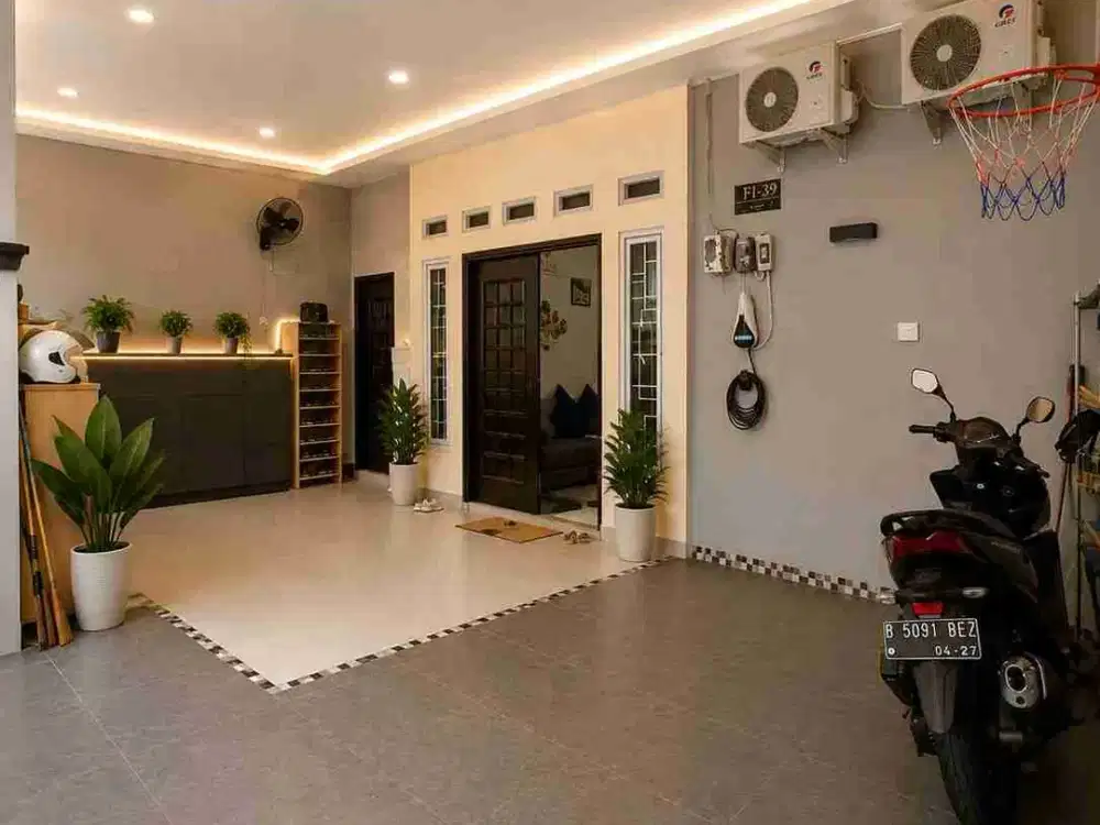 Dijual Rumah 2 1/4 lantai di Citra Garden 5, Kalideres, Jakarta Barat.