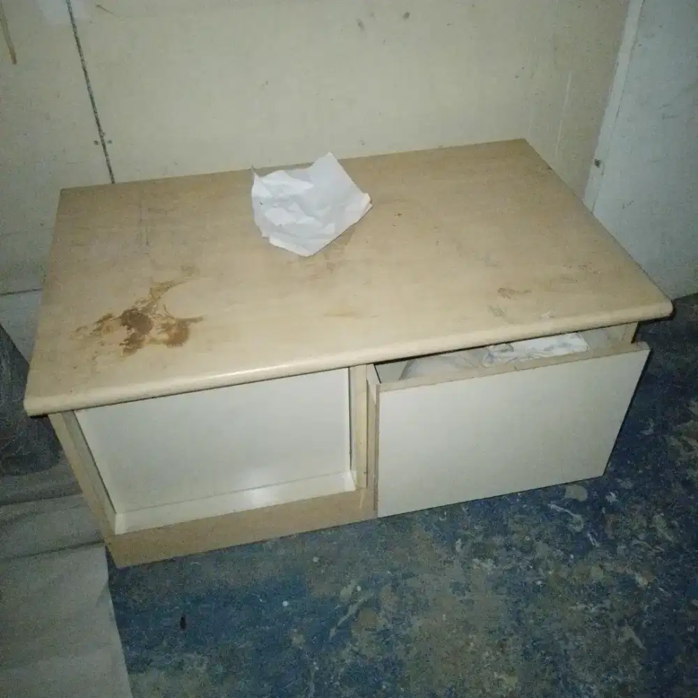 Meja tv 2 laci kayu