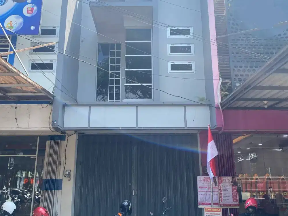 Dijual Ruko Strategis Tepi Jalan Raya di Sulfat Blimbing Malang