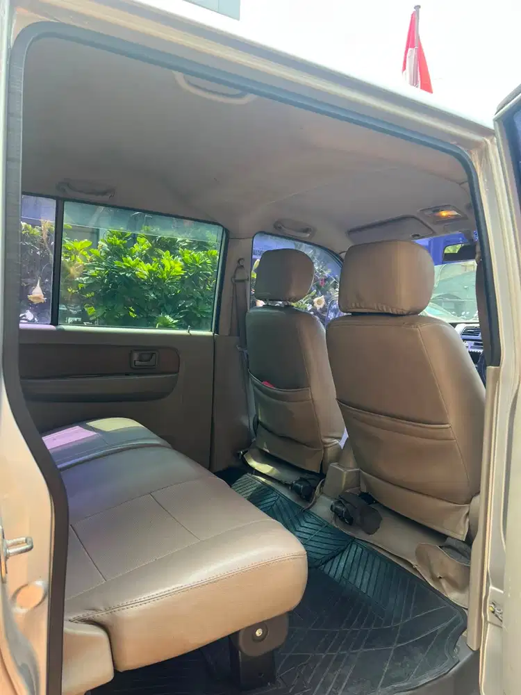 JUAL MOBIL MURAH CEPAT SUZUKI APV!!
