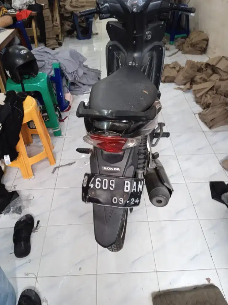 Honda revo black