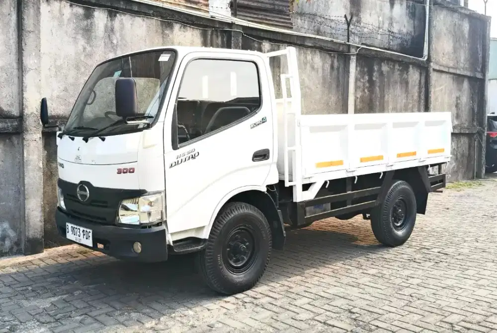 37rbKM+banBARU MURAH CDE Hino Dutro engkel 115 SD bak besi triway 2022