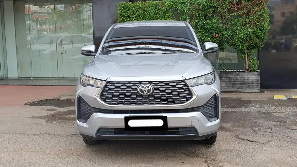 Km 43rb toyota kijang innova zenix g bensin non hybrid 2024 silver