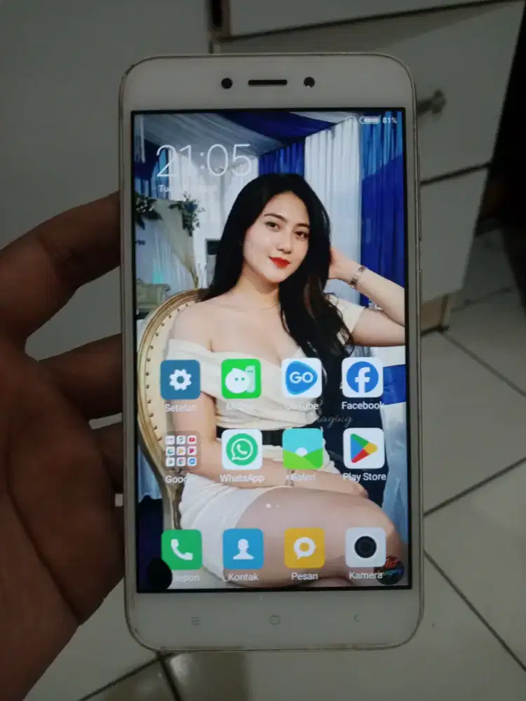 Xiaomi redmi 5a 4G 3/32 layar 5 inchi siap pakai