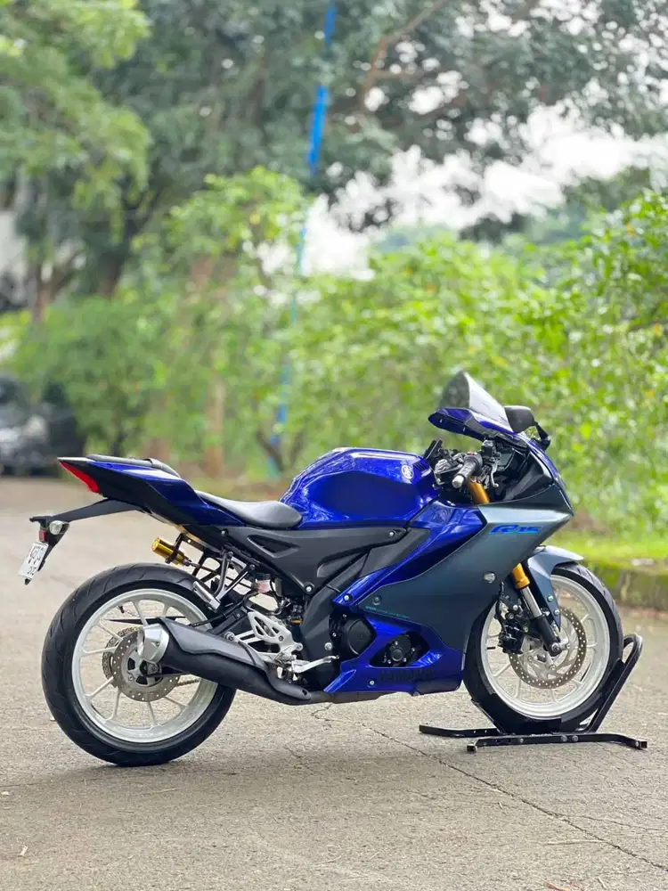 LOOK SPORTY! YAMAHA YZF R15 V4 BIRU 2023 KM RENDAH SUPER MULUS
