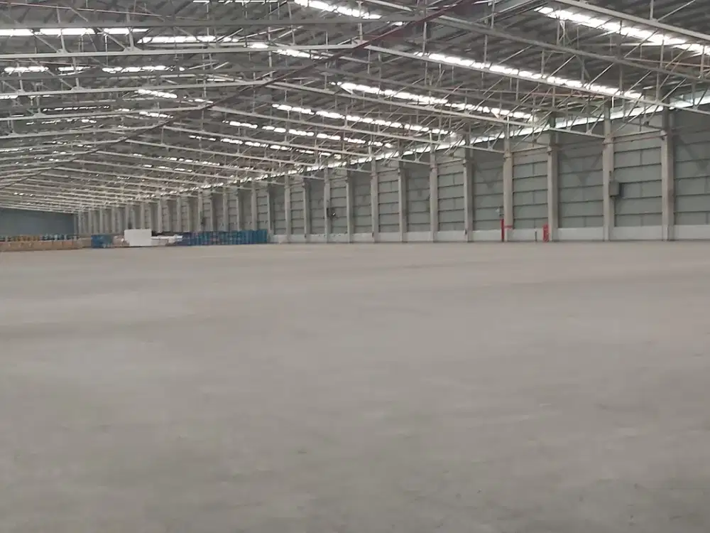 Disewakan gudang 8000m2 di kws industri MM2100 Cibitung bekasi