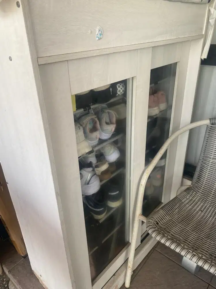 Di jual rak sepatu