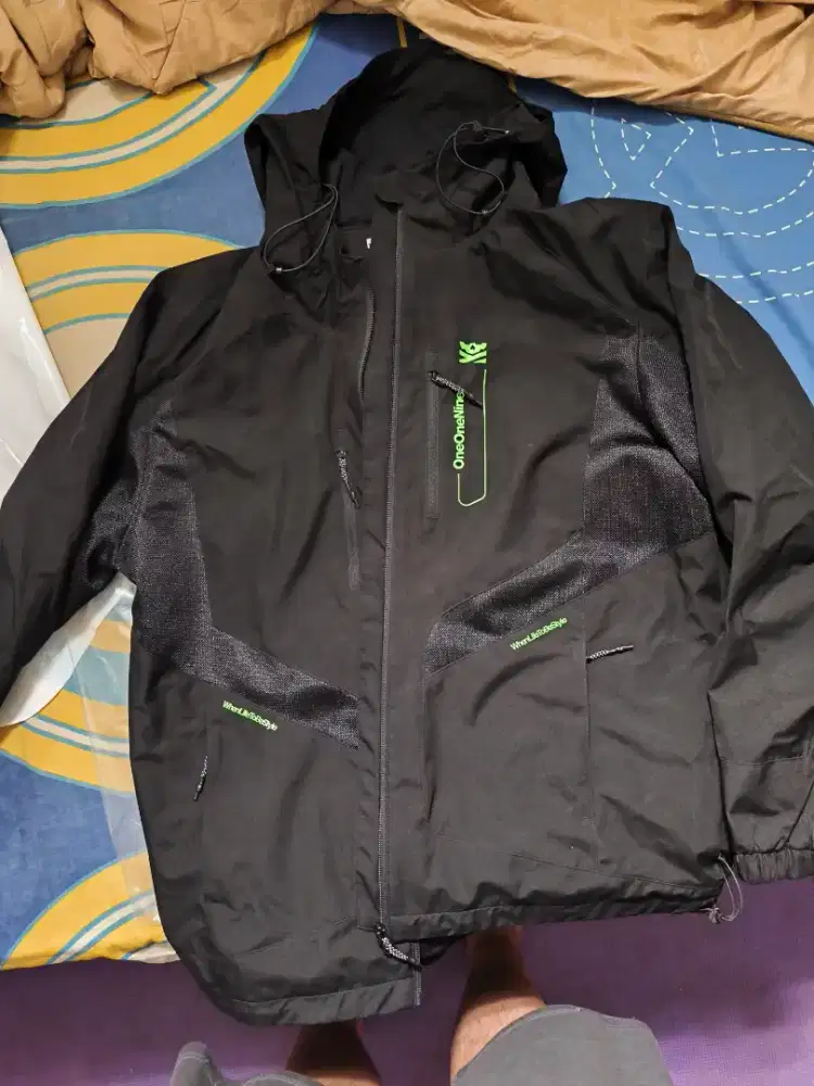 Jaket Oneonenine Veron Black Green