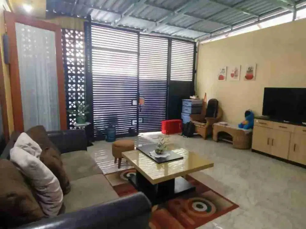 Jual Rumah Siap Huni Harga Menarik belakang Griya Arcamanik