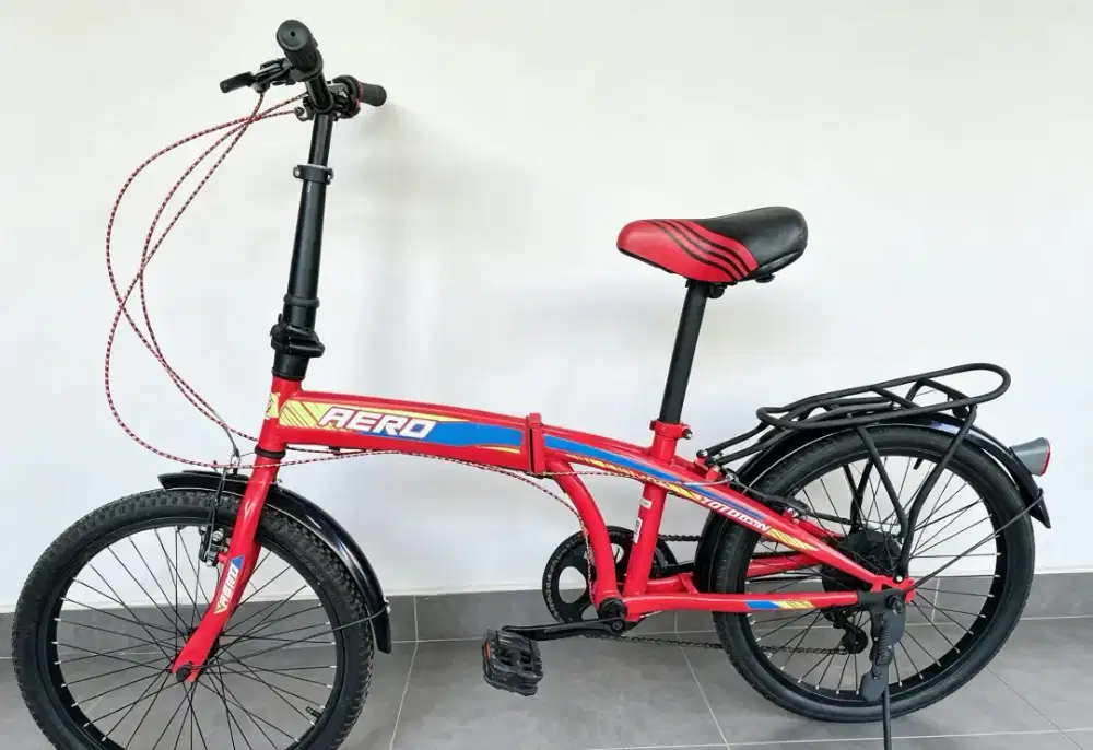 Sepeda lipat uk20 bekas
