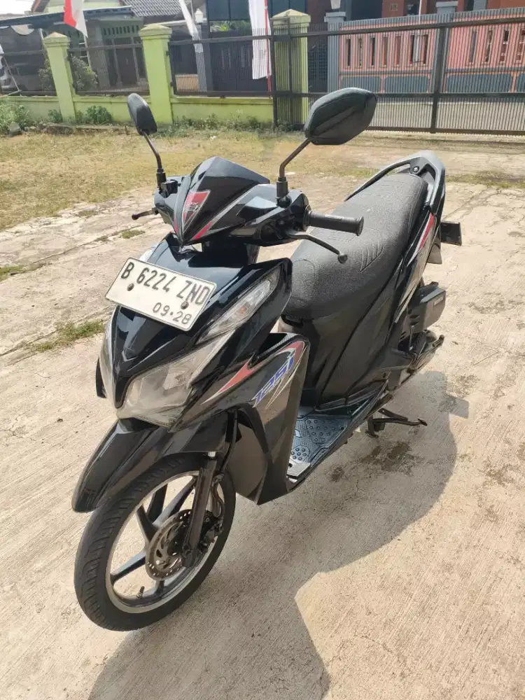 Honda Vario 125 old (KZR)