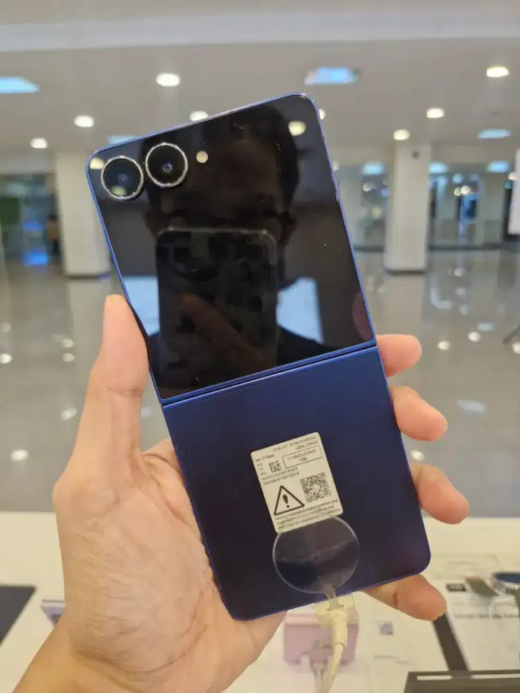 SAMSUNG GALAXY Z FLIP 7